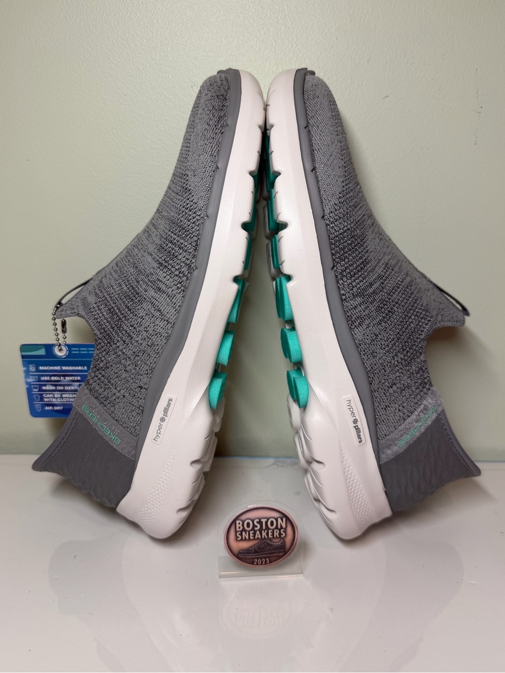 NWT Skechers - Size US8.5/ UK5.5 - Women's Go Walk 6 Fabulous View Grey Shoes